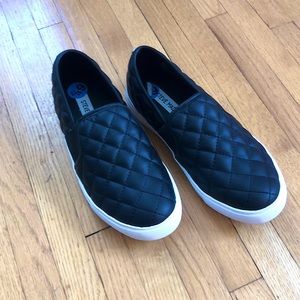 Steve Madden slip on shoes